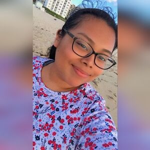 Meet your Posher, Juana